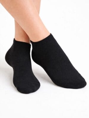 Calcetín básico negro Ysabel Mora sin puño 12733