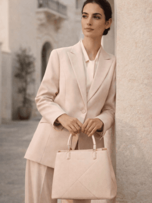 Traje de mujer Apricot dos piezas