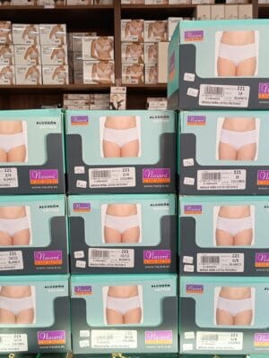Cajas originales de 6 unidades de braga de niña Naiara modelo 221 listas invisible.